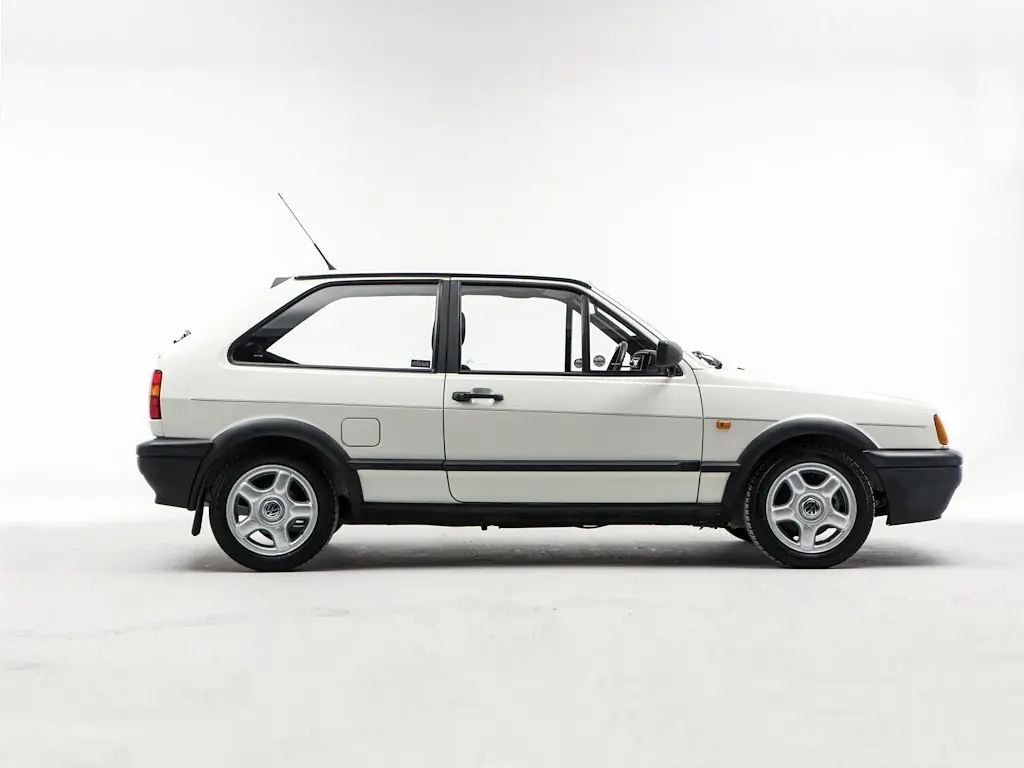 Volkswagen Polo II Рестайлинг Хэтчбек 3 дв. — фото 2