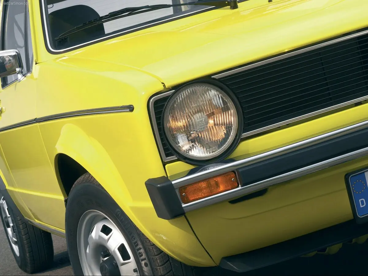 Volkswagen Golf I Хэтчбек 3 дв. — фото 9