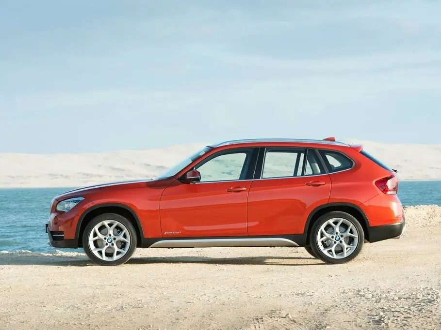 BMW X1 I (E84) Рестайлинг Внедорожник 5 дв. — photo 2