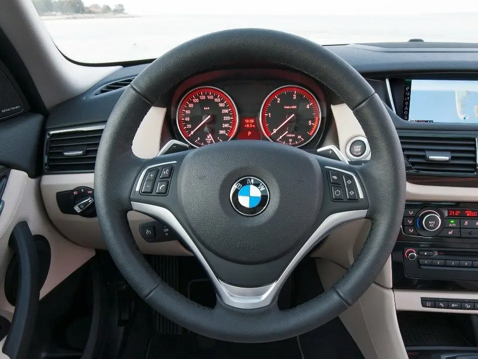 BMW X1 I (E84) Рестайлинг Внедорожник 5 дв. — photo 9