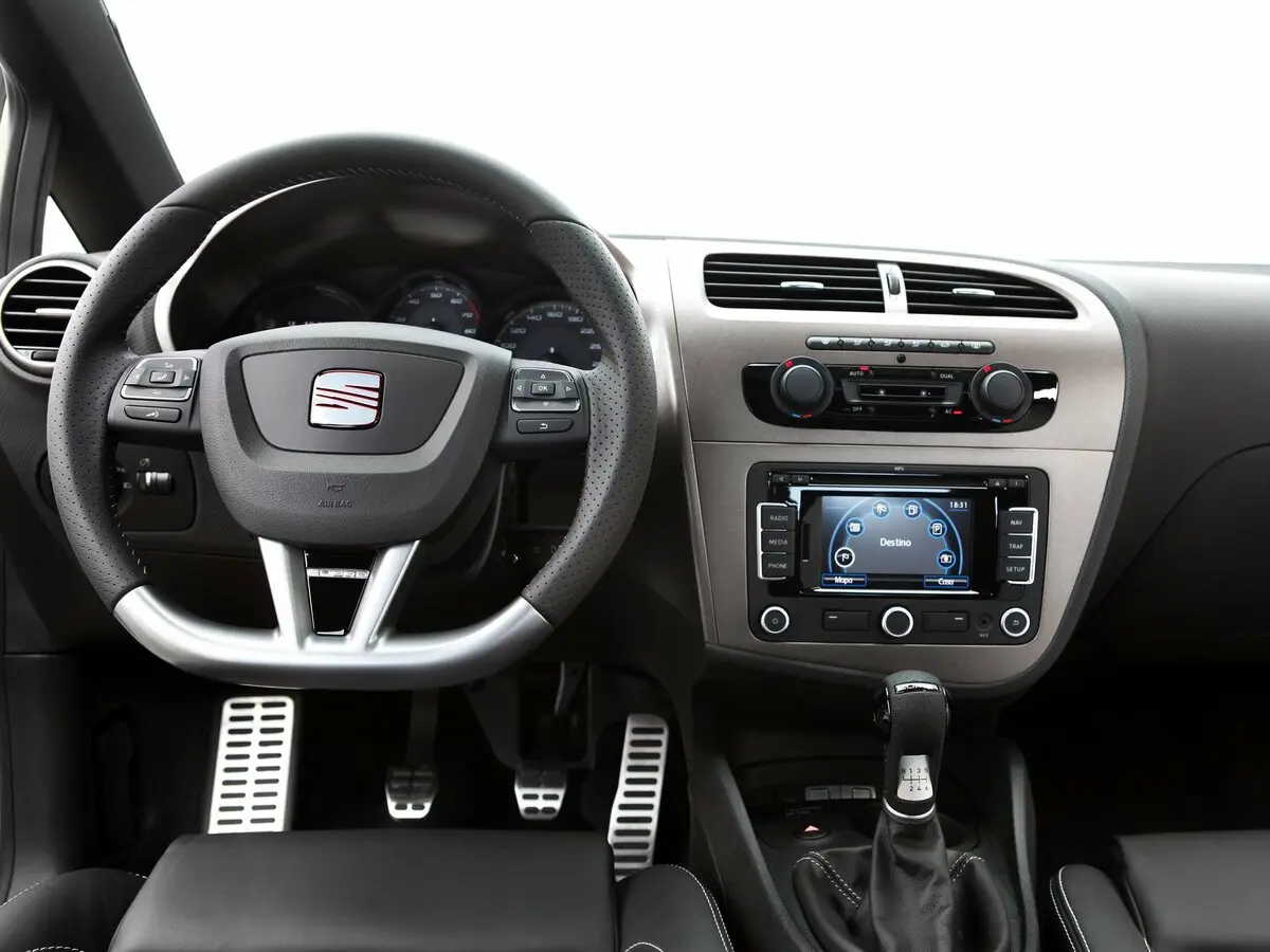 SEAT Leon Cupra II Рестайлинг Хэтчбек 5 дв. — сүрөт 3