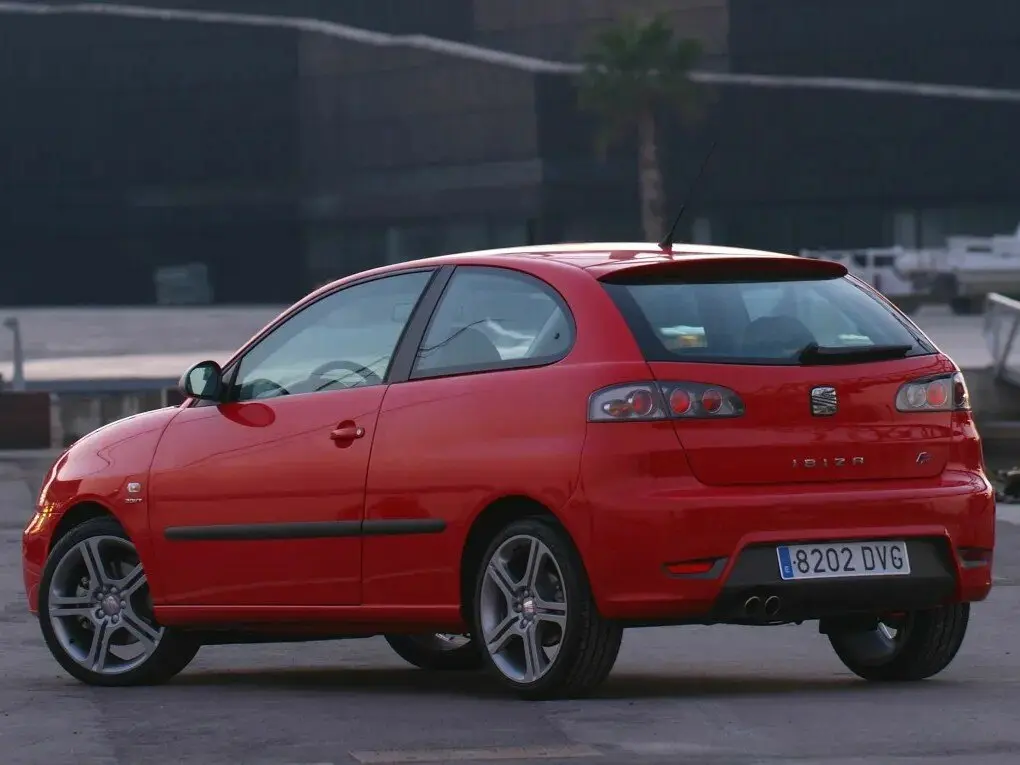 SEAT Ibiza III Рестайлинг Хэтчбек 3 дв. — 照片 4