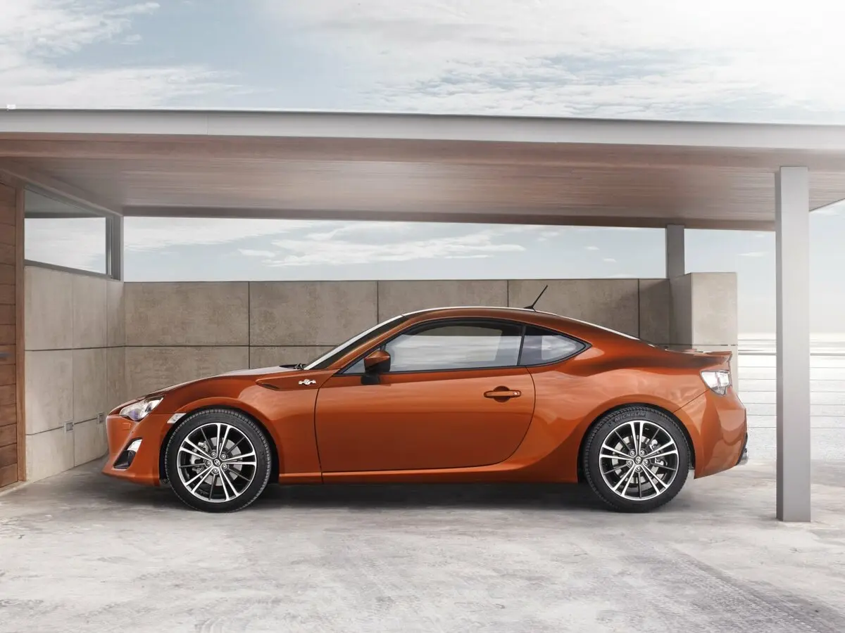 Toyota GT86 I Купе — фото 2