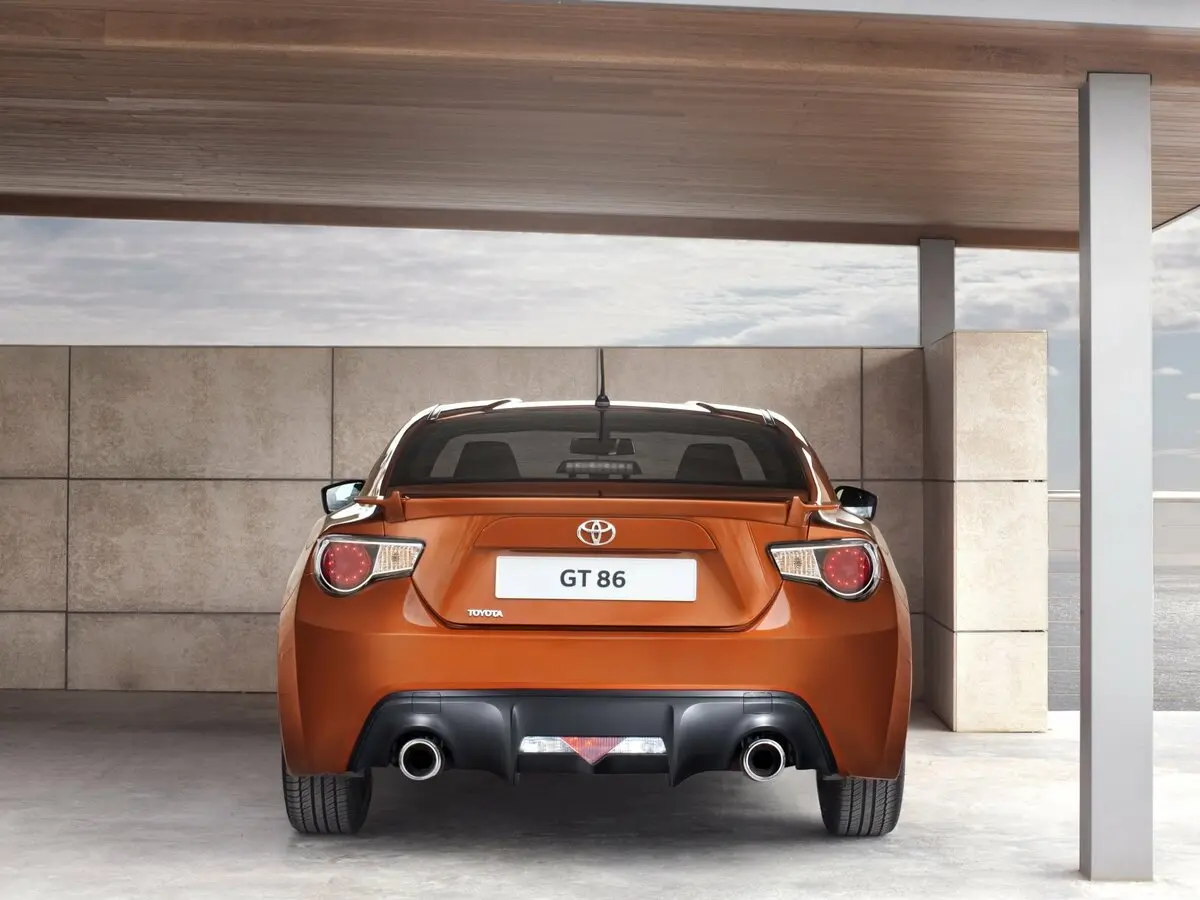 Toyota GT86 I Купе — фото 4
