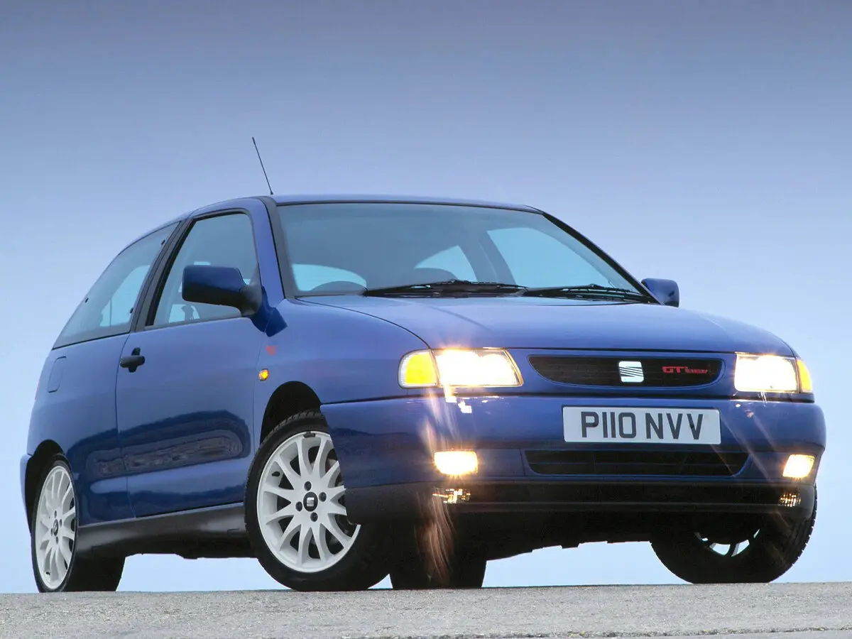 SEAT Ibiza Cupra II Хэтчбек 3 дв. — 照片 3