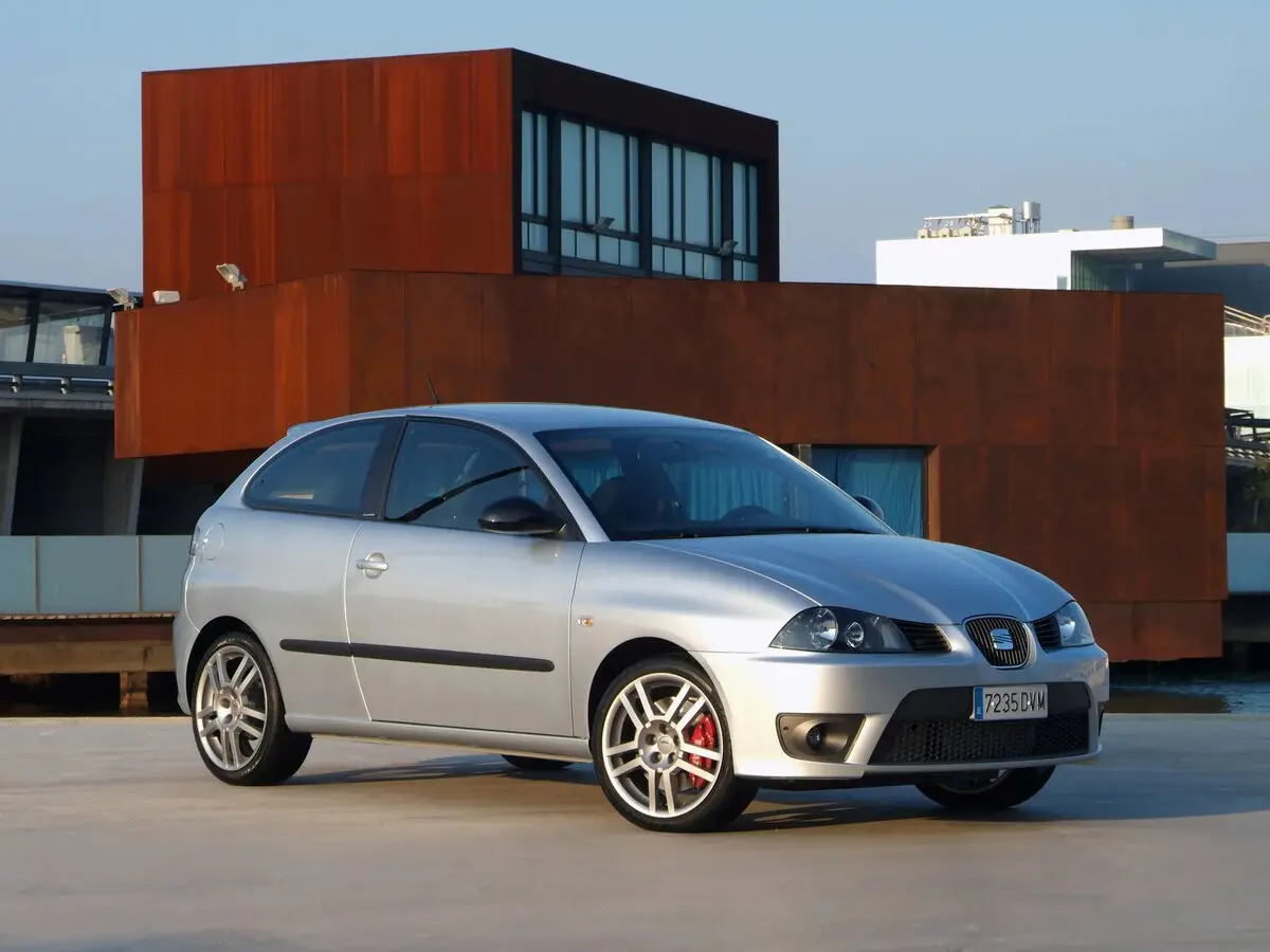 SEAT Ibiza Cupra III Хэтчбек 3 дв. — photo 2