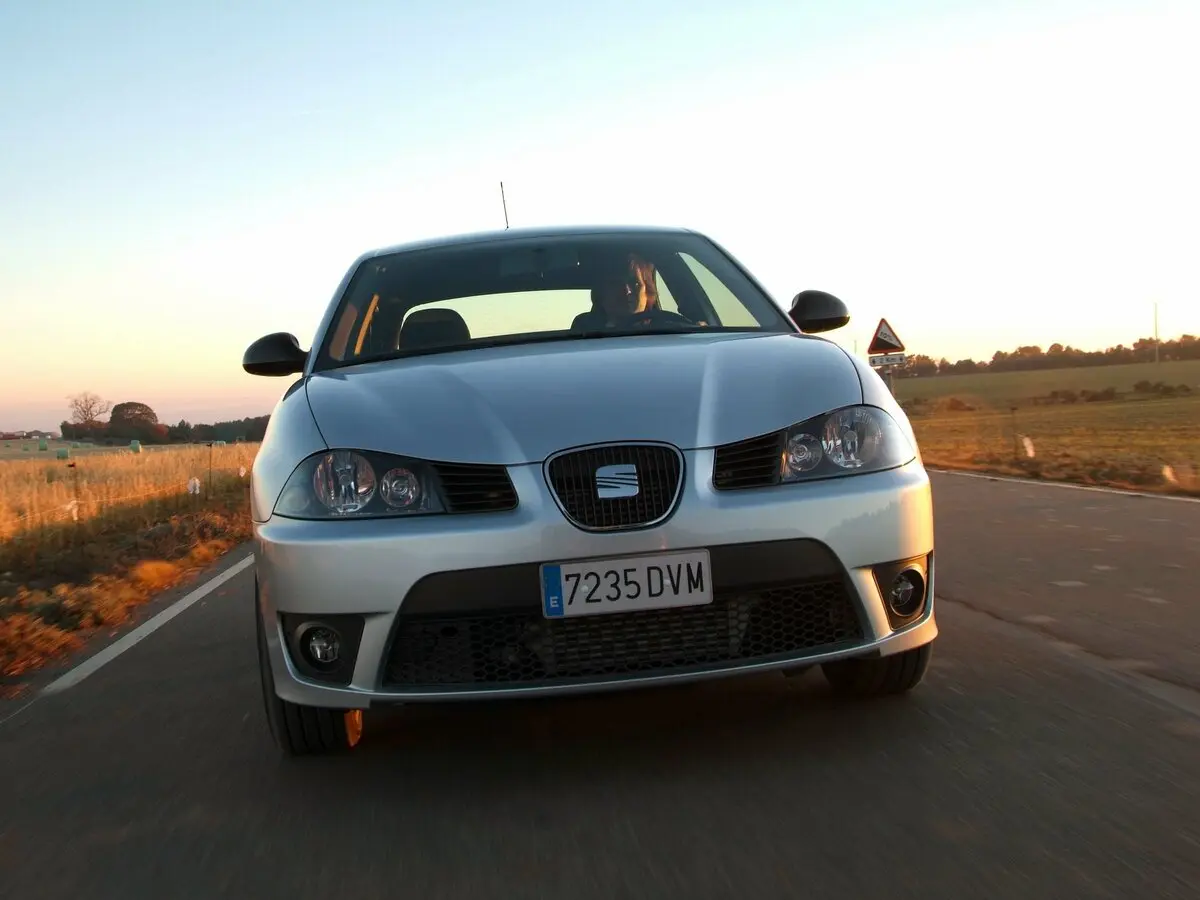 SEAT Ibiza Cupra III Хэтчбек 3 дв. — photo 3