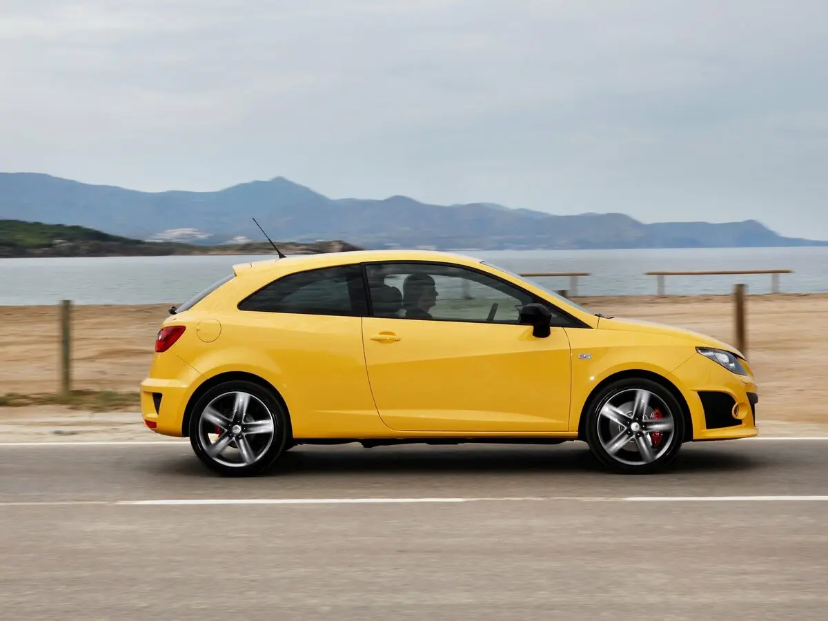 SEAT Ibiza Cupra IV Хэтчбек 3 дв. — сүрөт 2