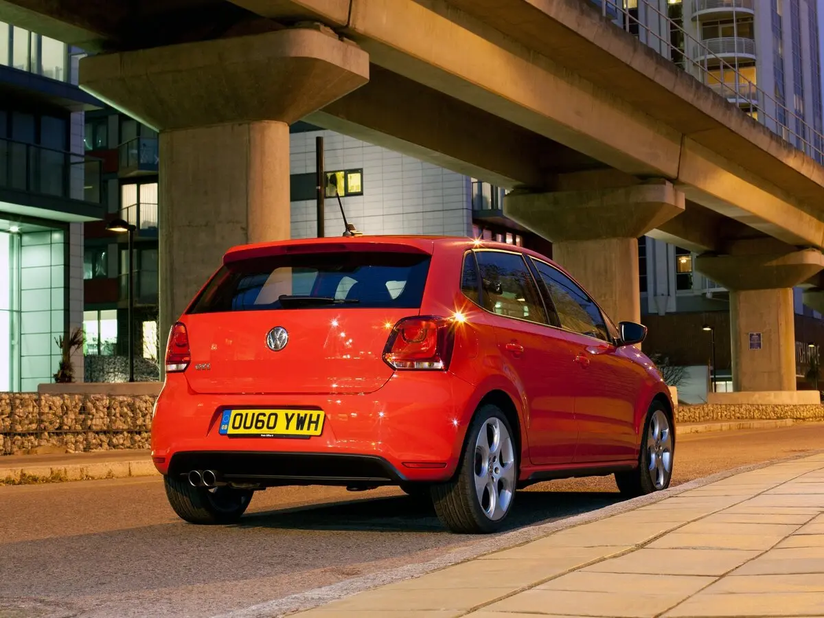 Volkswagen Polo GTI V Хэтчбек 5 дв. — сүрөт 4