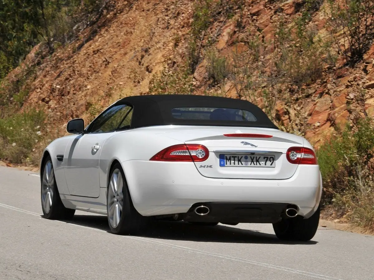 Jaguar XK II Рестайлинг 2 Кабриолет — сүрөт 4
