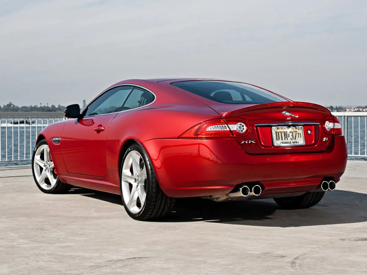 Jaguar XKR II Рестайлинг 2 Купе — photo 5