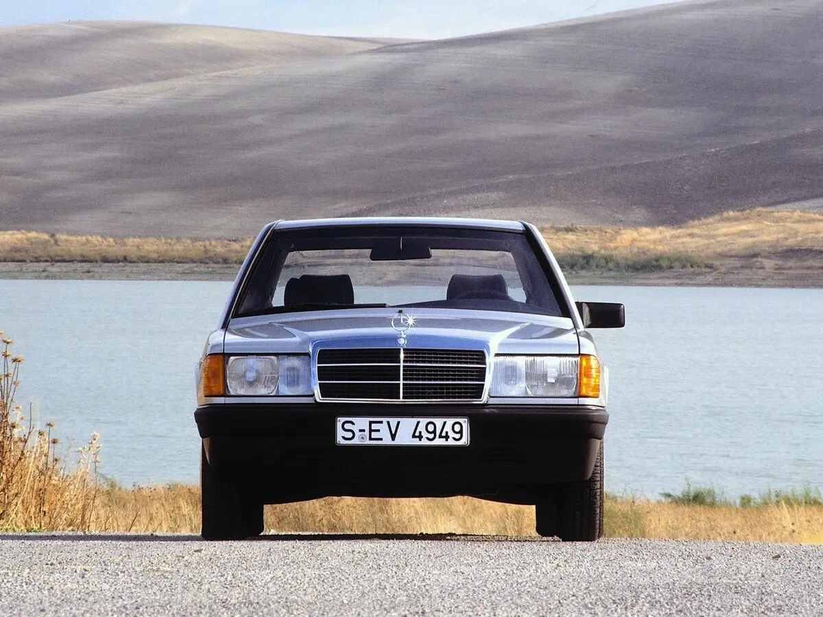 Mercedes-Benz 190 (W201) 1982 – 1993 Седан — сүрөт 3