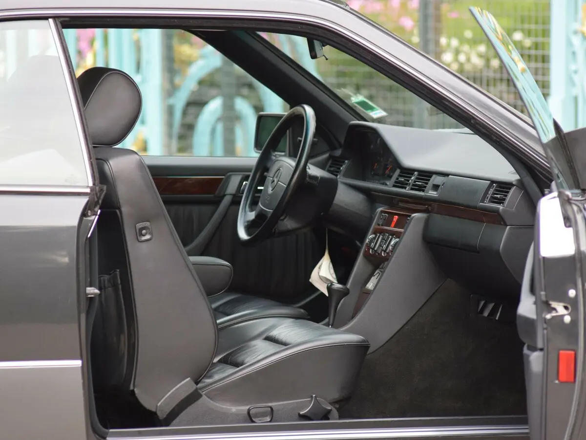 Mercedes-Benz W124 1984 – 1993 Купе-хардтоп — photo 7