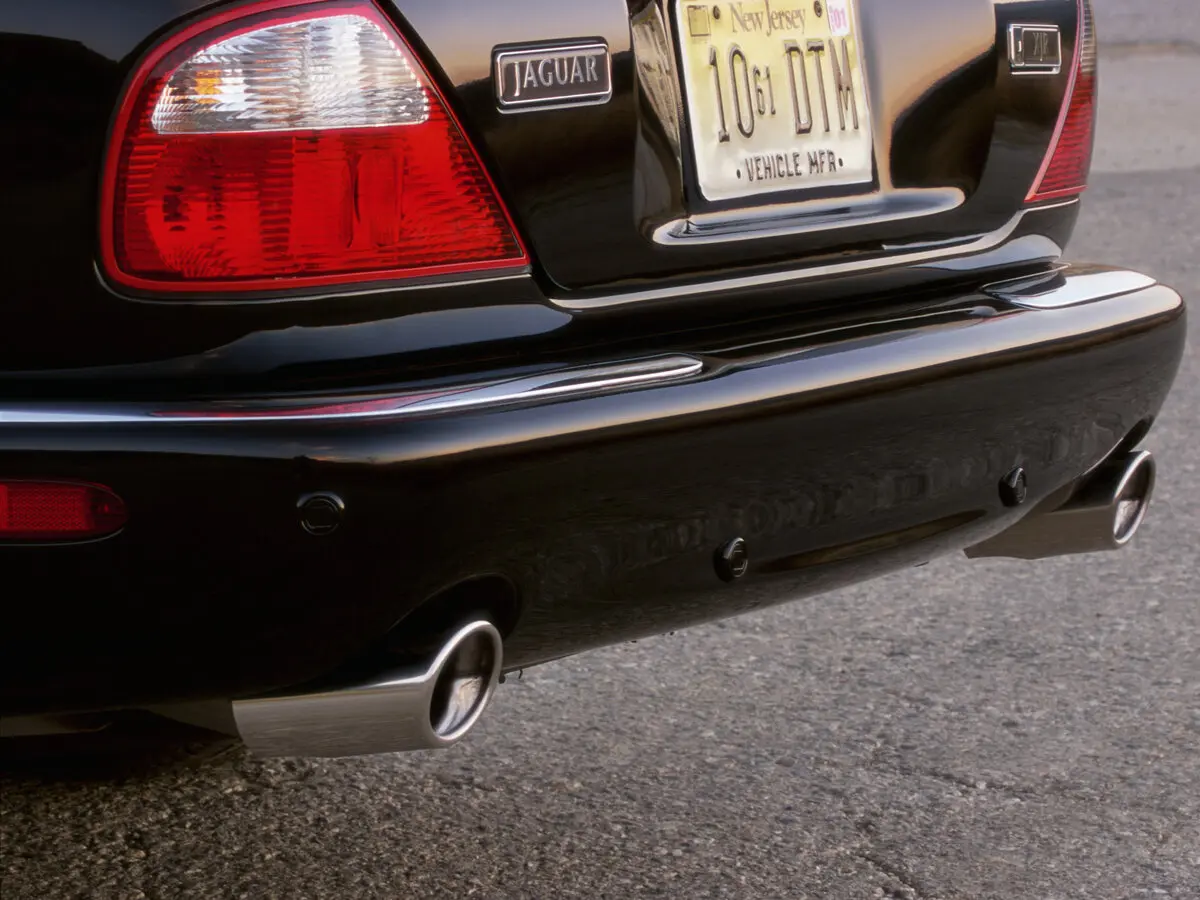 Jaguar XJR II (X308) Седан — photo 11