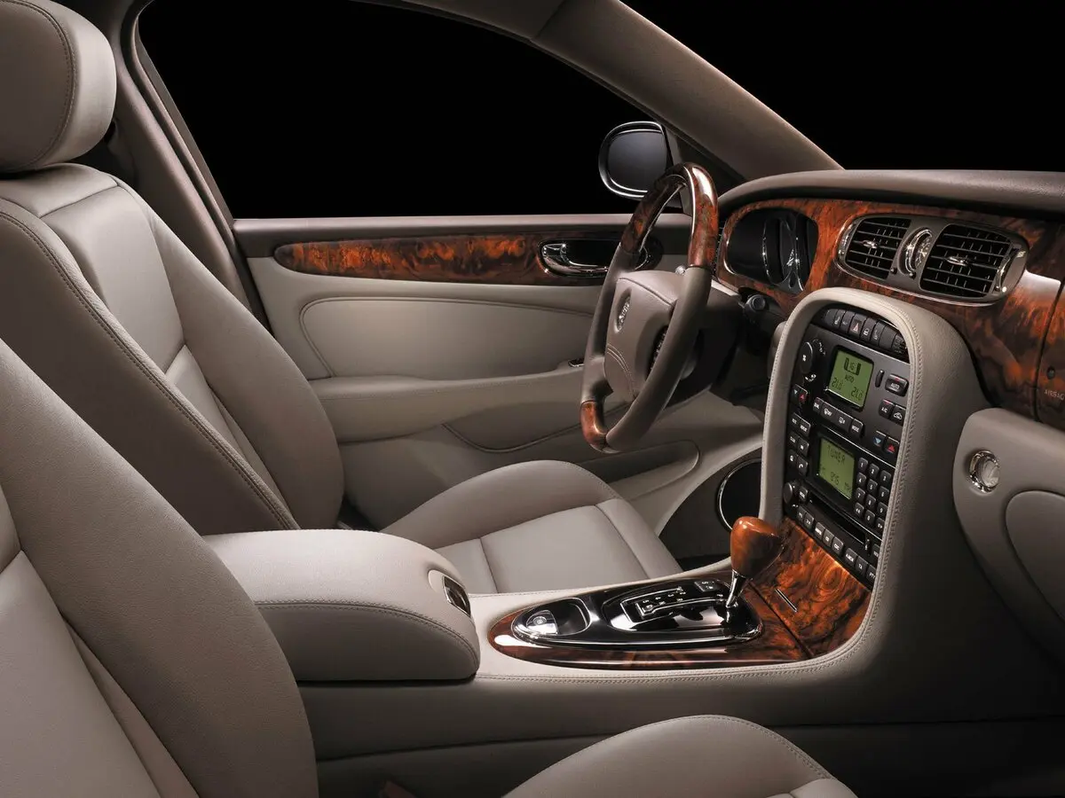 Jaguar XJR III (X350) Седан — сүрөт 7