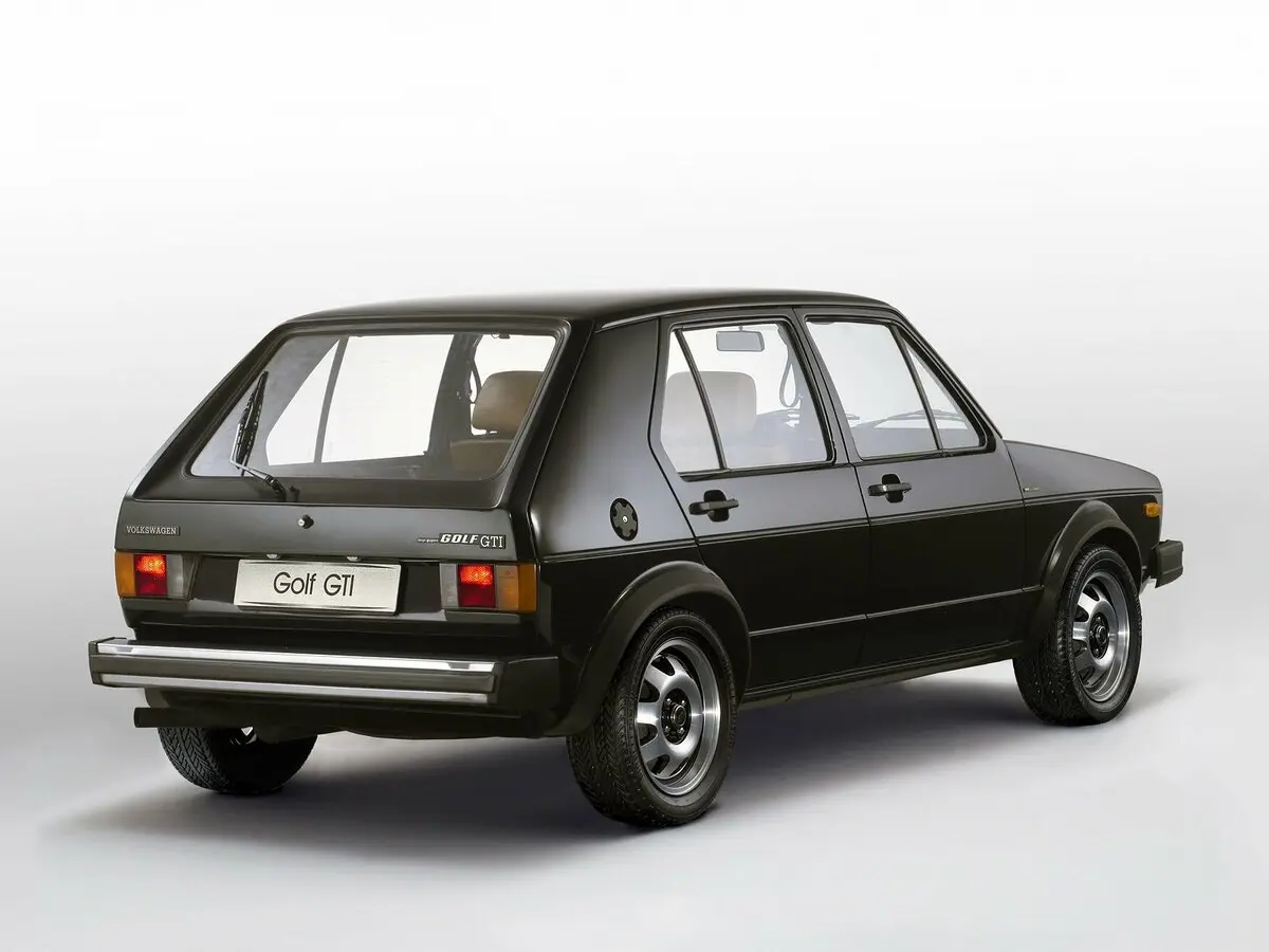 Volkswagen Golf GTI I Хэтчбек 3 дв. — сүрөт 5