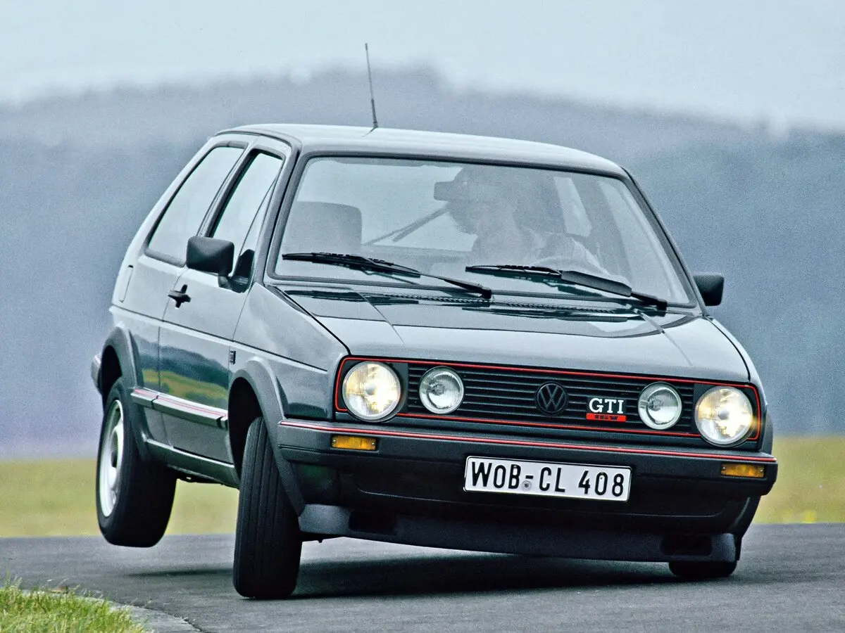 Volkswagen Golf GTI II Хэтчбек 3 дв. — сүрөт 2