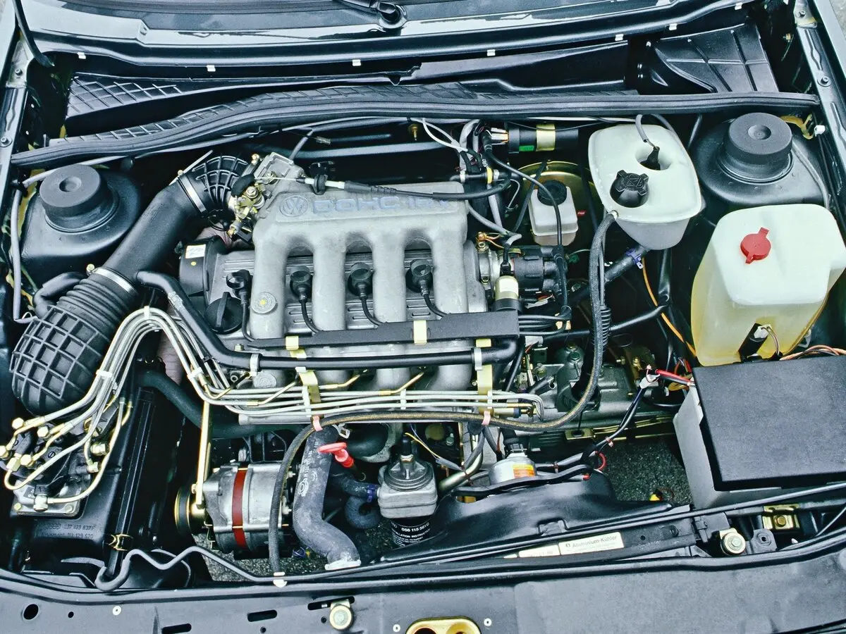 Volkswagen Golf GTI II Хэтчбек 3 дв. — сүрөт 7