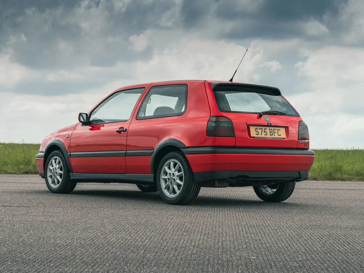 Volkswagen Golf GTI III Хэтчбек 3 дв. — сүрөт 5