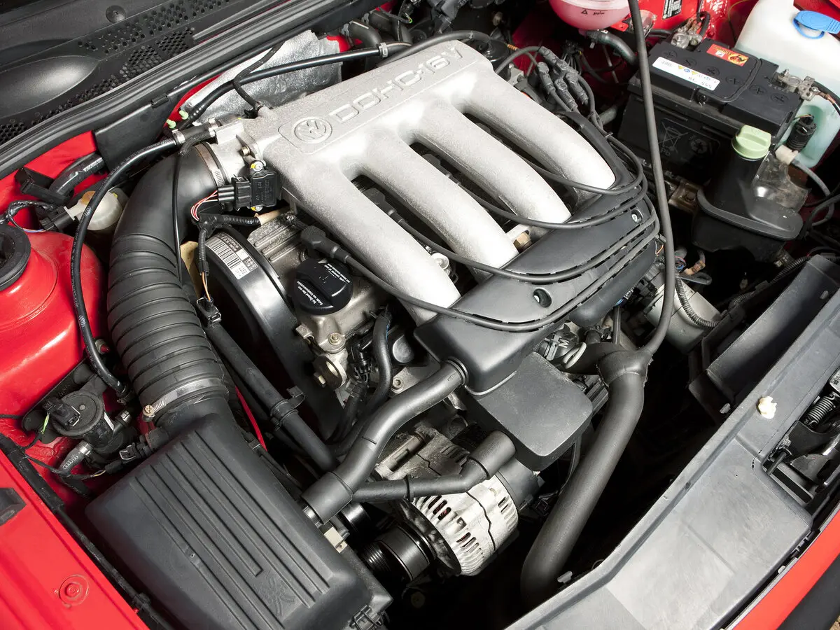 Volkswagen Golf GTI III Хэтчбек 3 дв. — сүрөт 12