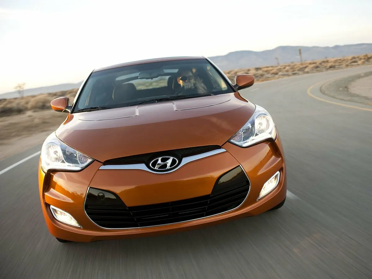 Hyundai Veloster I Хэтчбек 4 дв. — сүрөт 3