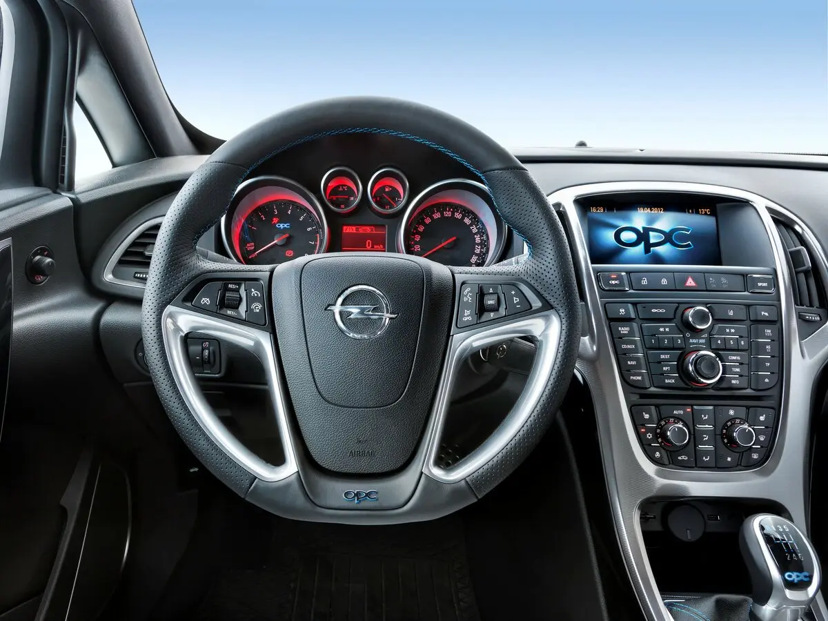Opel Astra OPC J Хэтчбек 3 дв. — photo 6