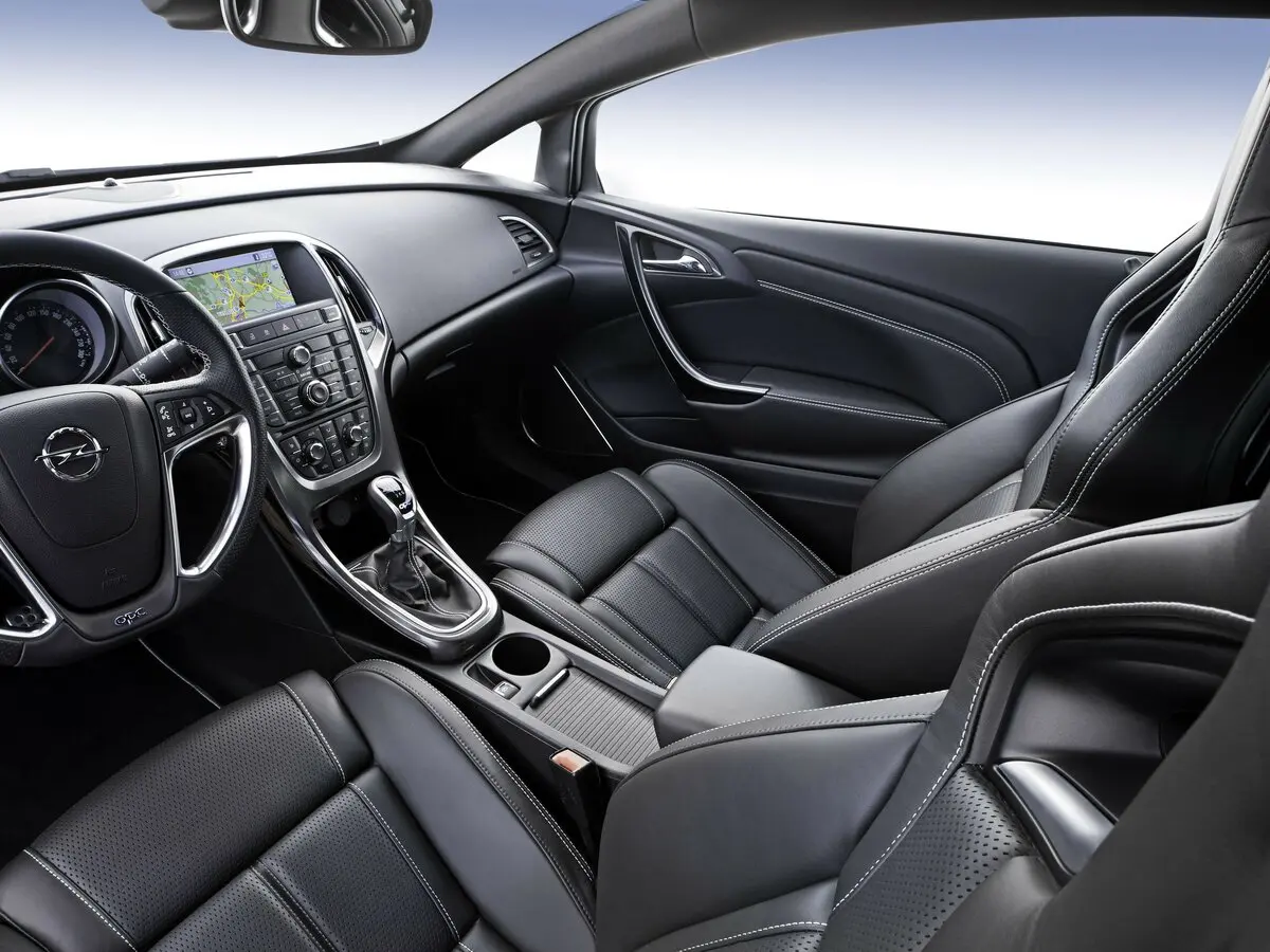 Opel Astra OPC J Хэтчбек 3 дв. — photo 7