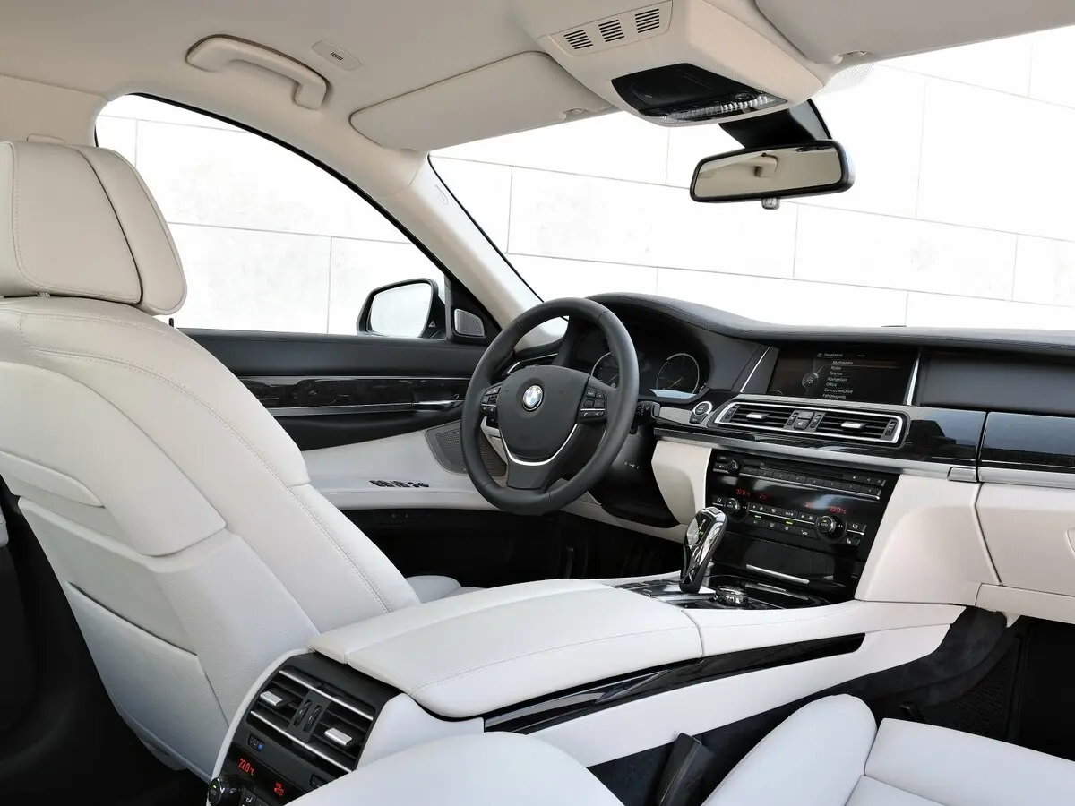 BMW 7 серии V (F01/F02/F04) Рестайлинг Седан — сүрөт 7