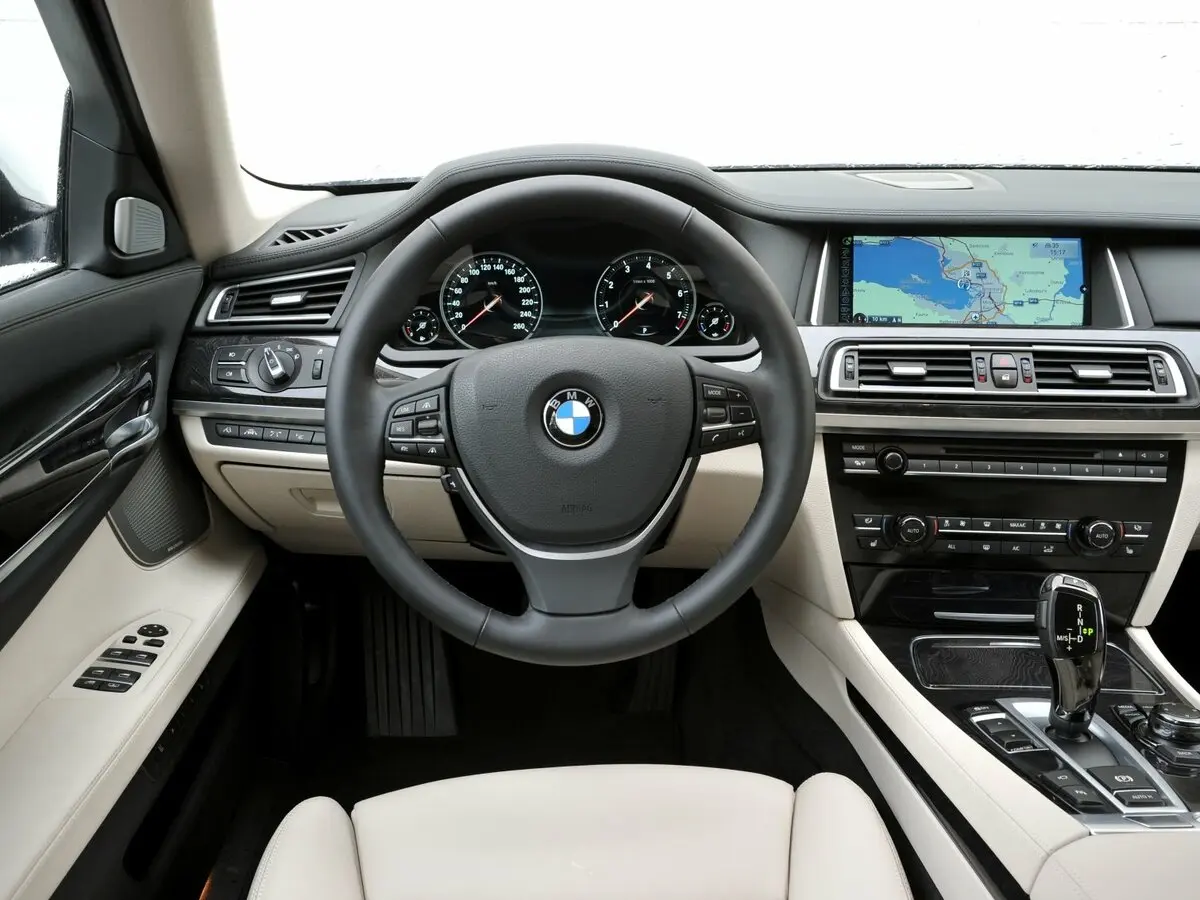 BMW 7 серии V (F01/F02/F04) Рестайлинг Седан — сүрөт 10
