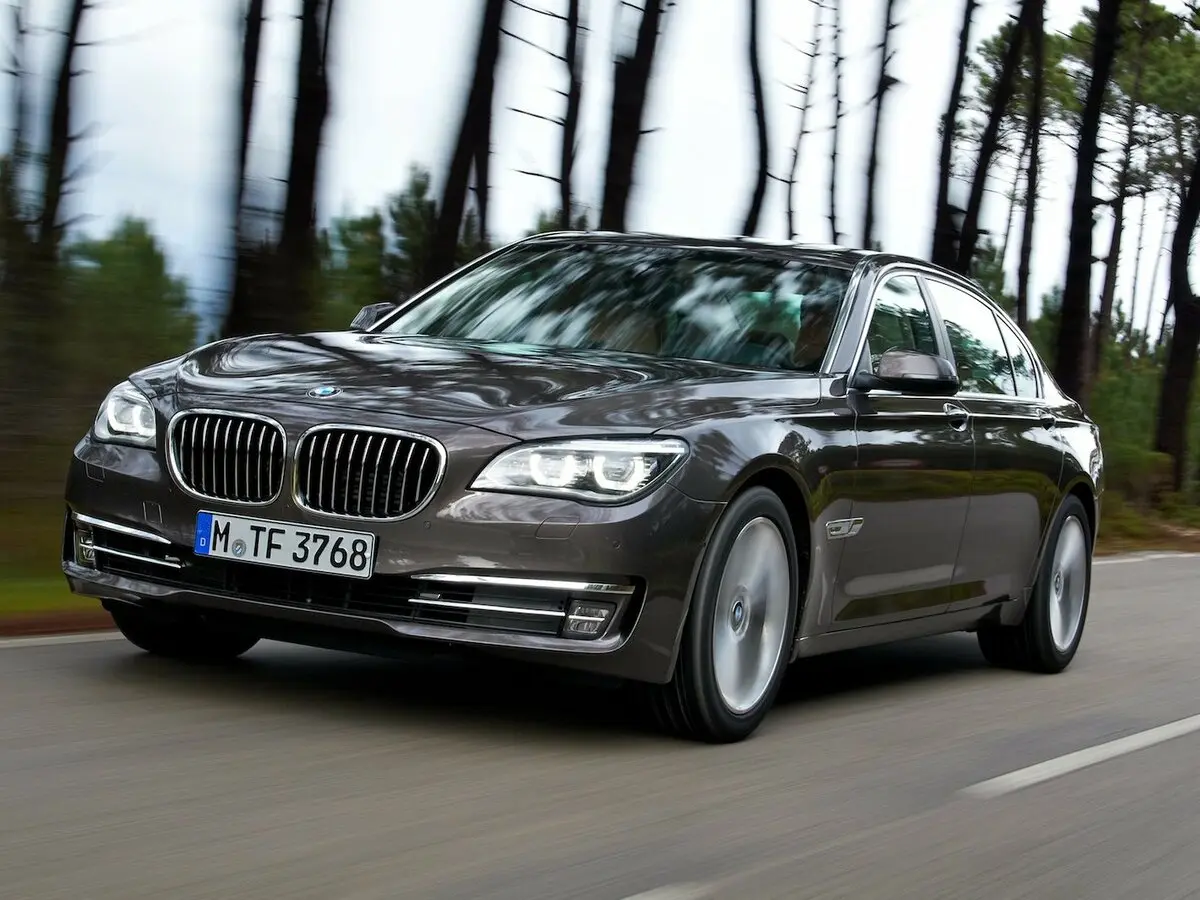 BMW 7 серии V (F01/F02/F04) Рестайлинг Седан Long