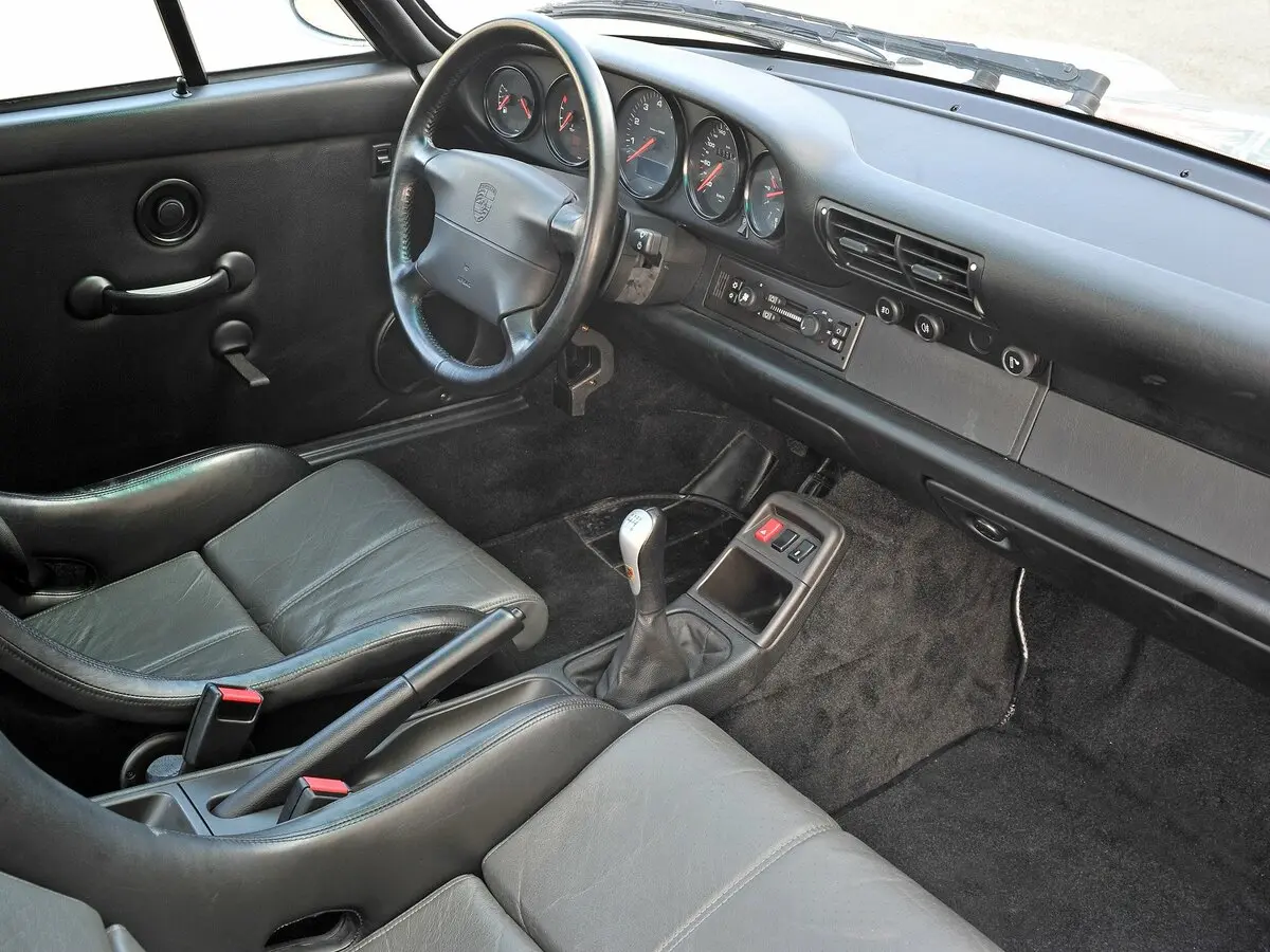 Porsche 911 GT2 993 Купе — фото 6