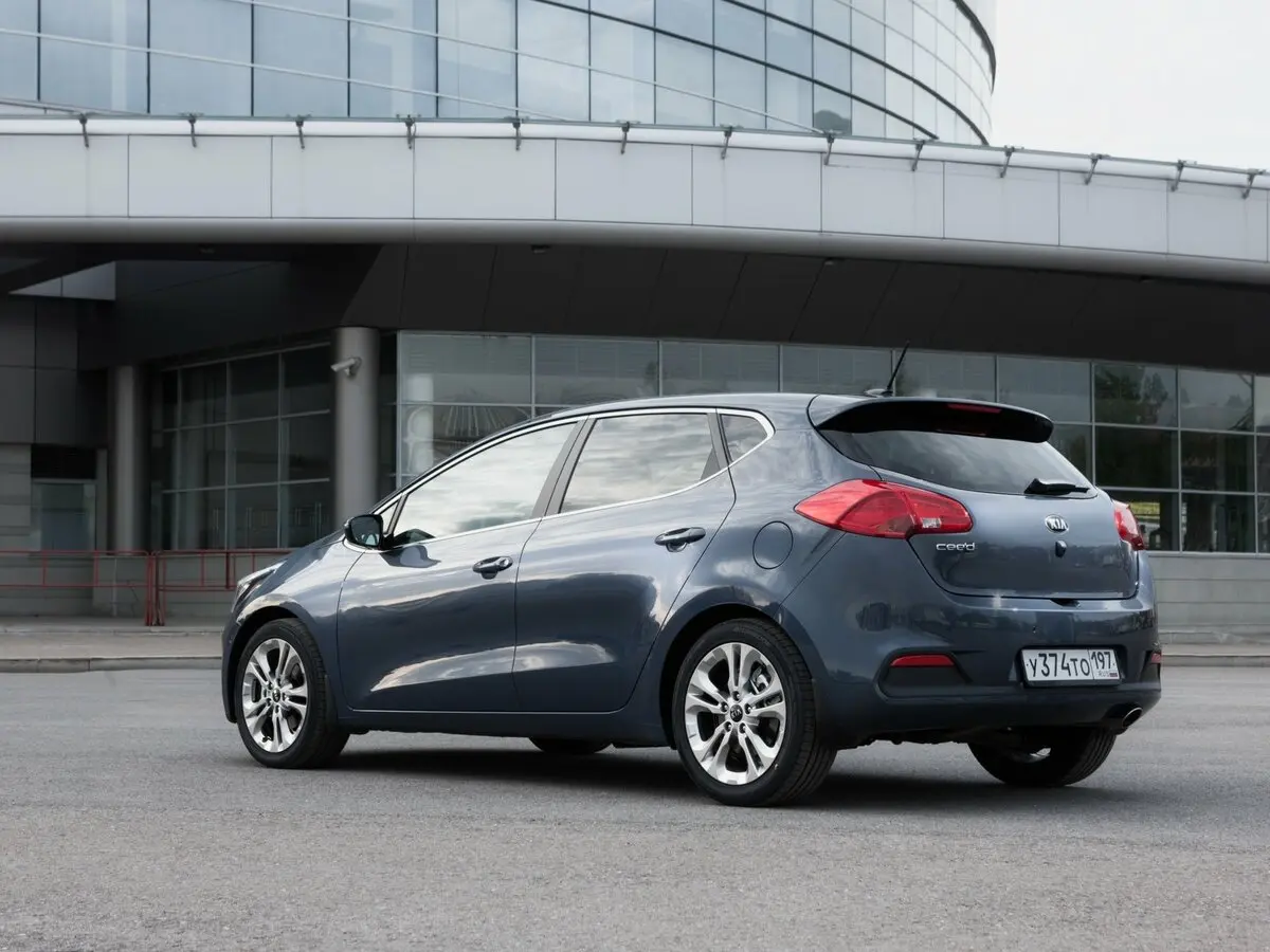 Kia Ceed II Хэтчбек 5 дв. — photo 5