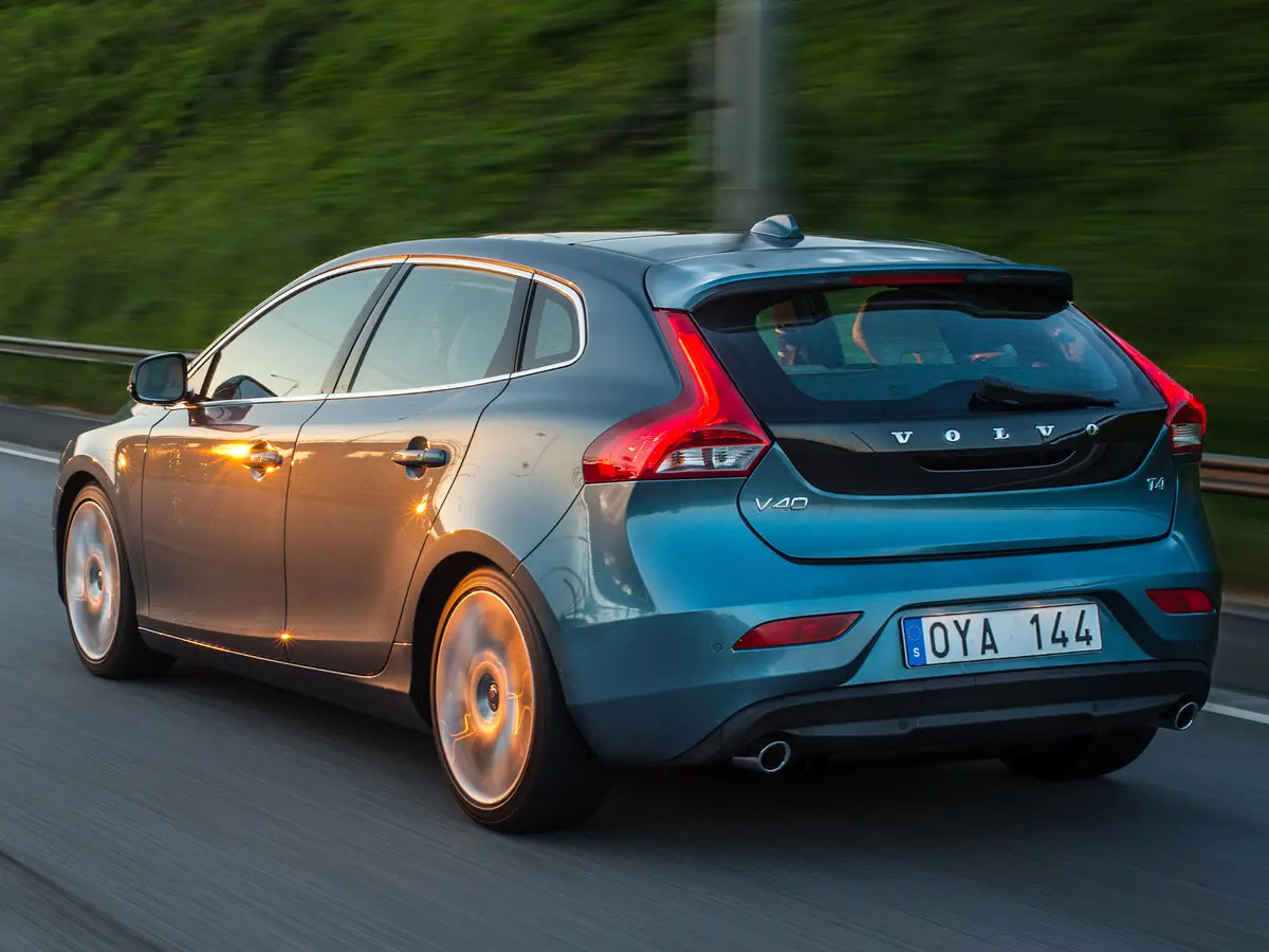 Volvo V40 II Хэтчбек 5 дв. — сүрөт 5