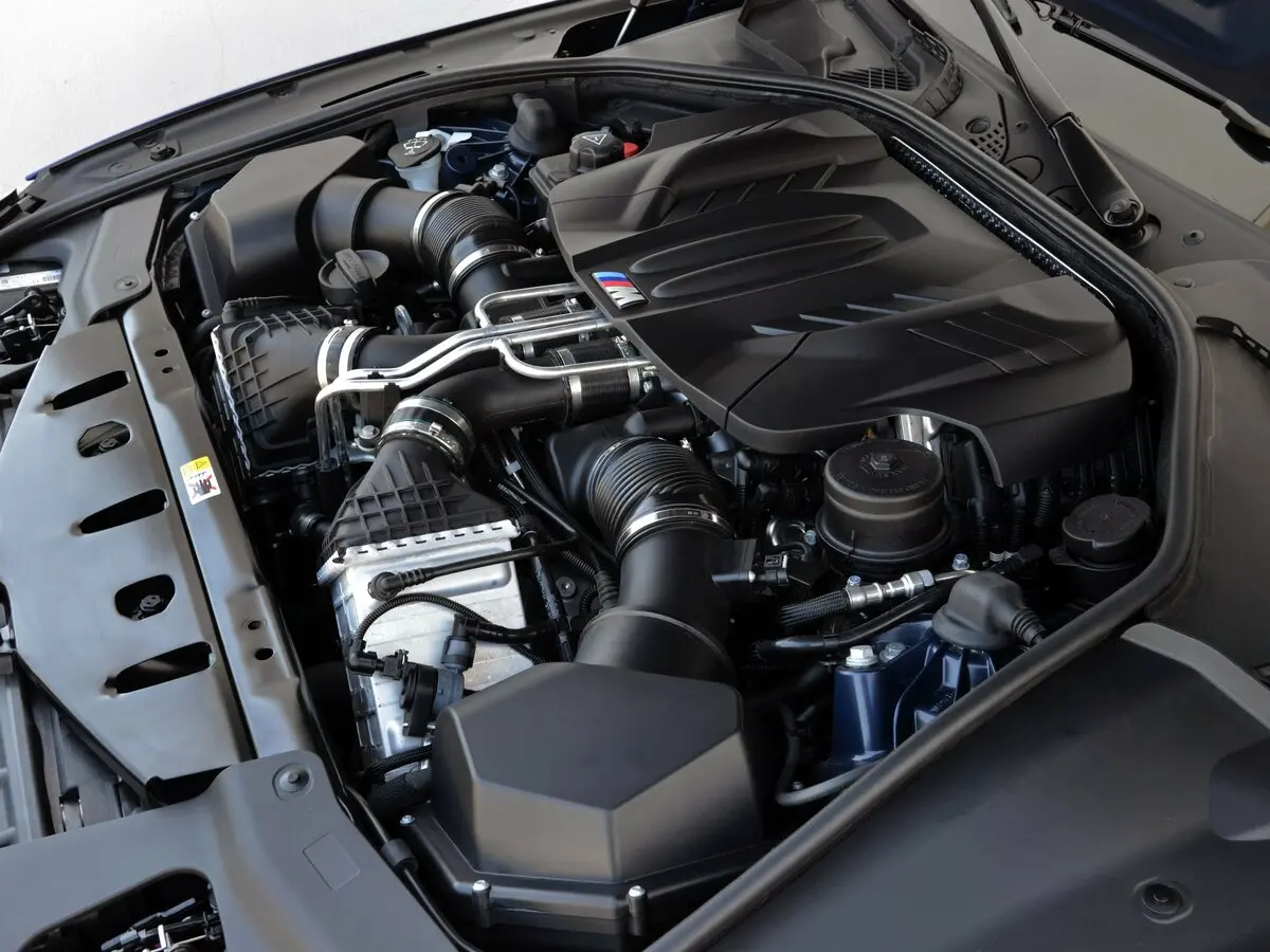 BMW M6 III (F06/F13/F12) Кабриолет — сүрөт 17