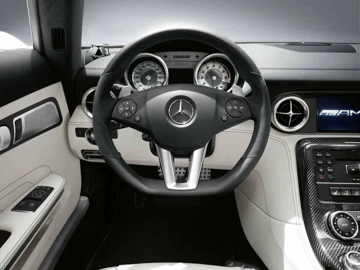 Mercedes-Benz SLS AMG 2010 – 2014 Родстер — сүрөт 10