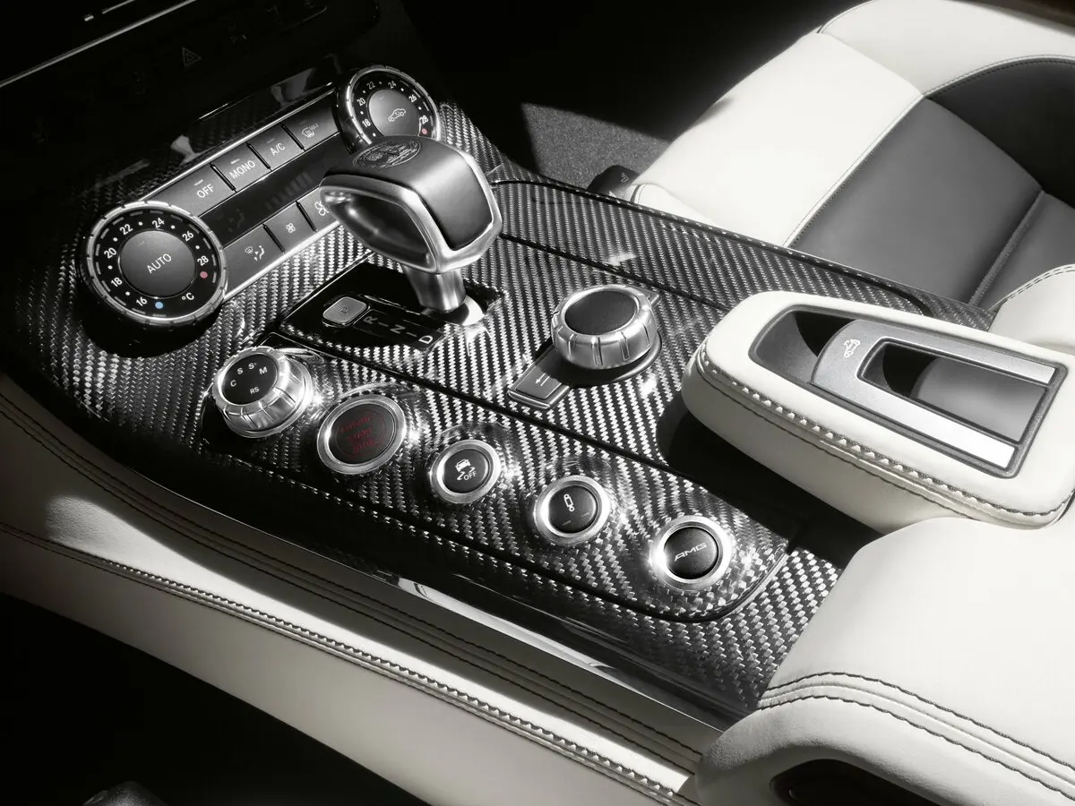 Mercedes-Benz SLS AMG 2010 – 2014 Родстер — сүрөт 11