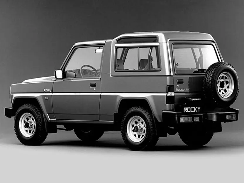 Daihatsu Rocky I Внедорожник 3 дв. — сүрөт 4
