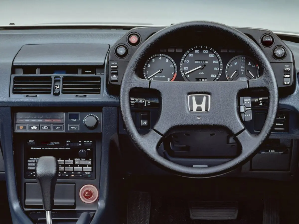 Honda Legend I Седан — сүрөт 4