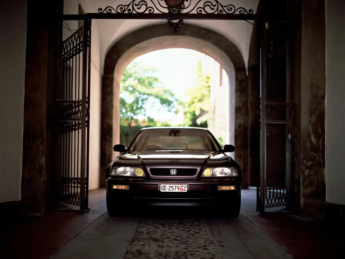 Honda Legend II Седан — сүрөт 3