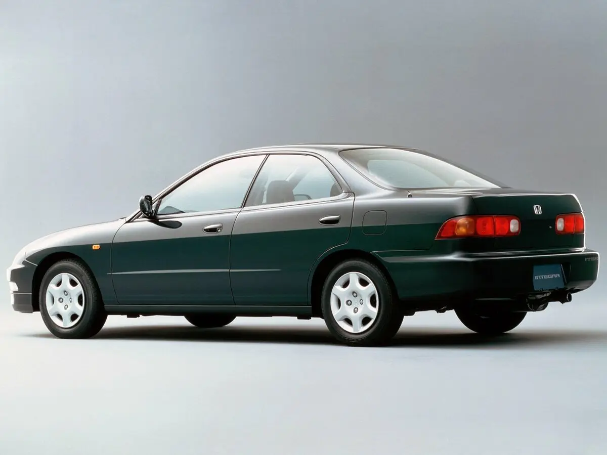Honda Integra III Седан — photo 3