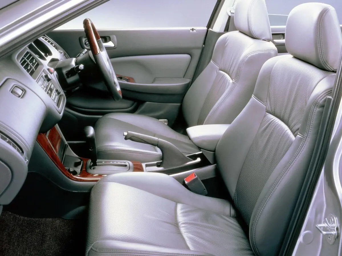 Honda Torneo 1997 – 2002 Седан — сүрөт 6
