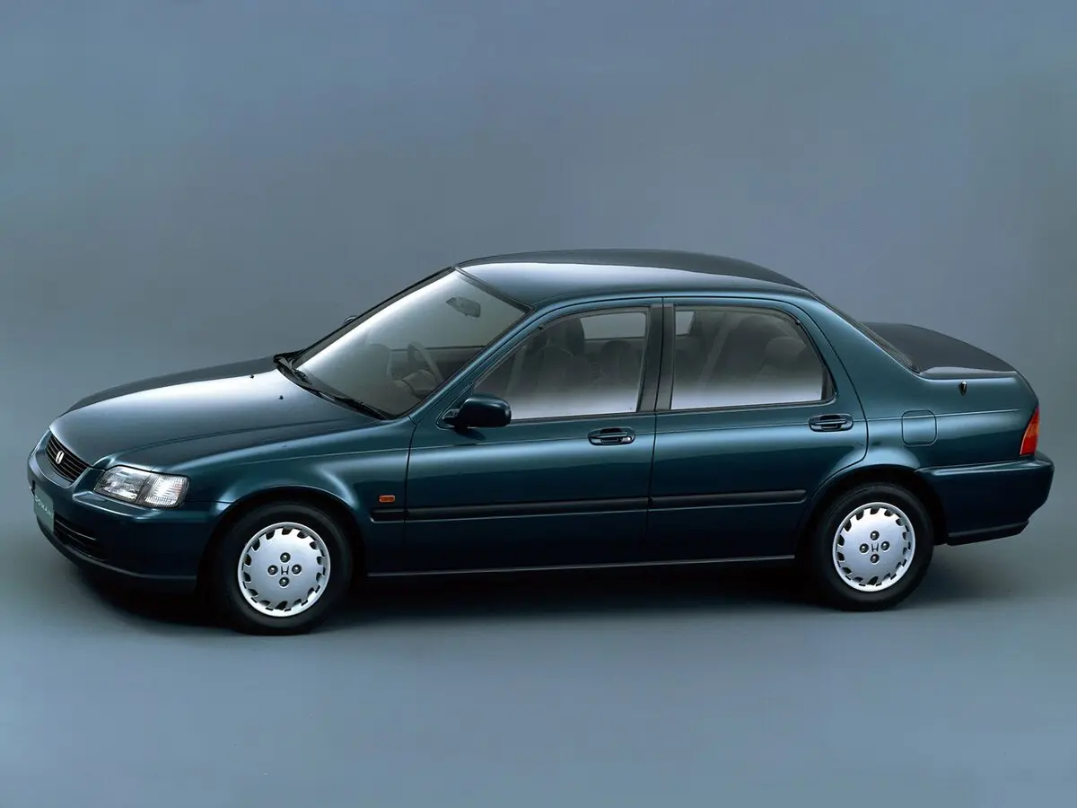 Honda Domani I Седан — сүрөт 2