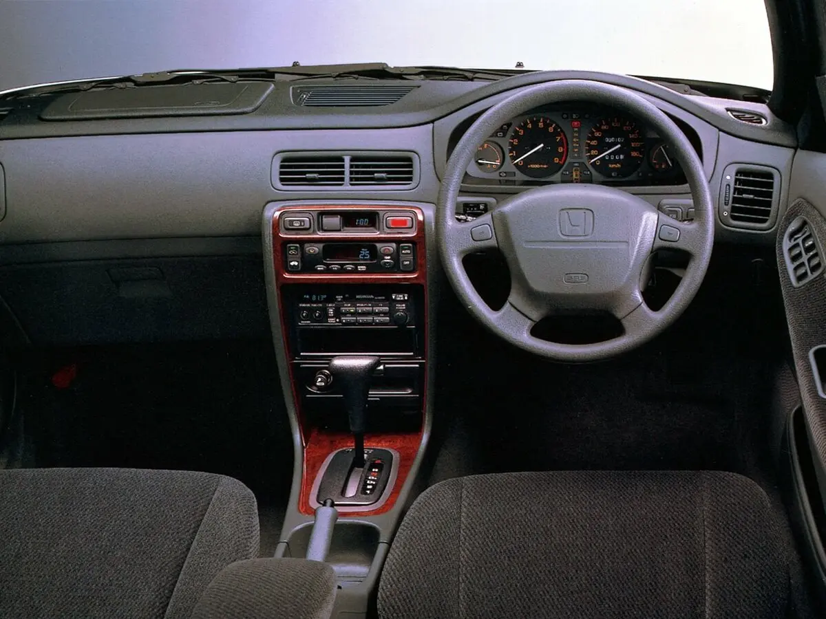 Honda Domani I Седан — сүрөт 4
