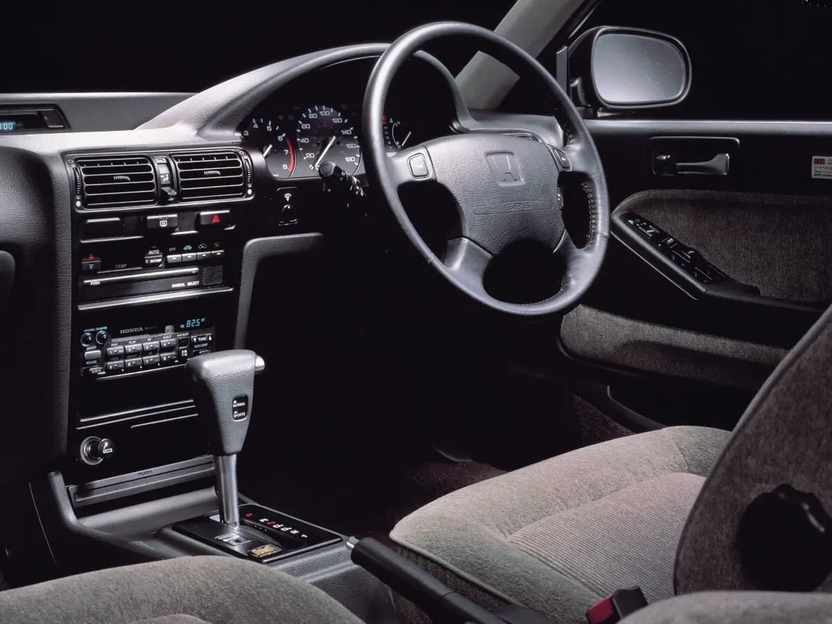 Honda Accord IV Универсал 5 дв. — фото 6
