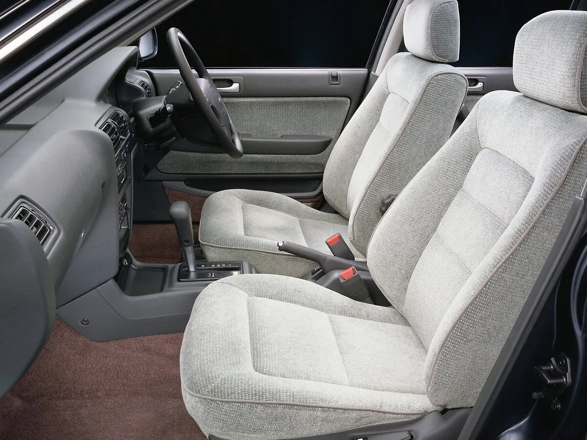Honda Accord IV Универсал 5 дв. — фото 7