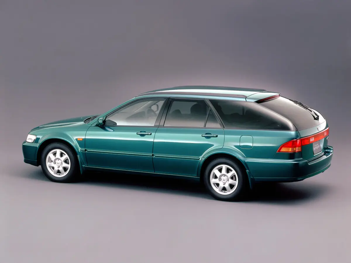 Honda Accord VI Универсал 5 дв. — фото 3
