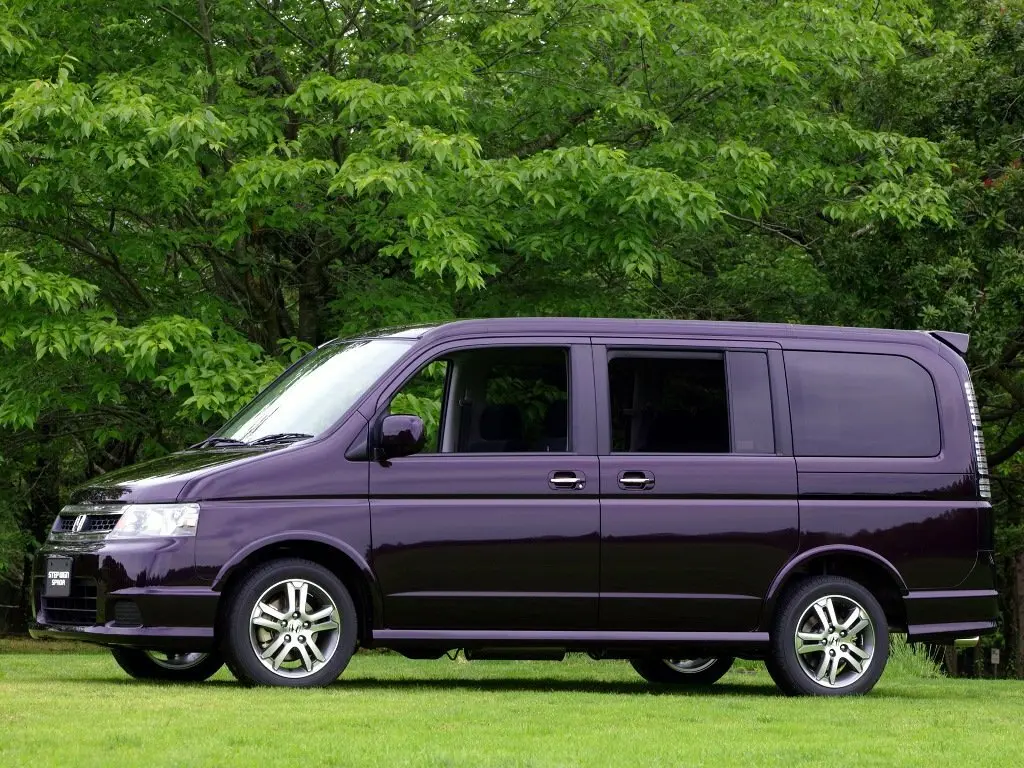 Honda Stepwgn II Рестайлинг Минивэн — фото 2