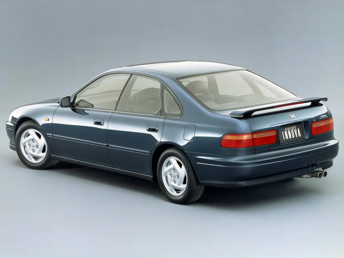 Honda Ascot Innova 1992 – 1996 Седан — сүрөт 2