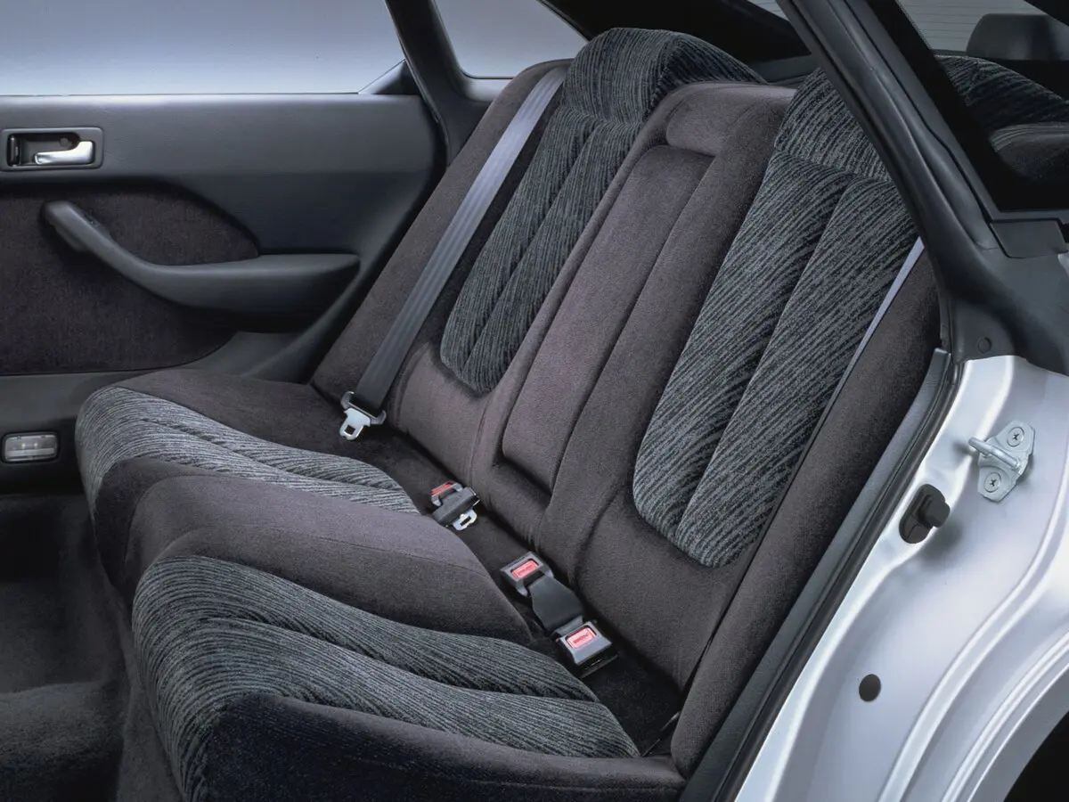 Honda Ascot Innova 1992 – 1996 Седан — сүрөт 6