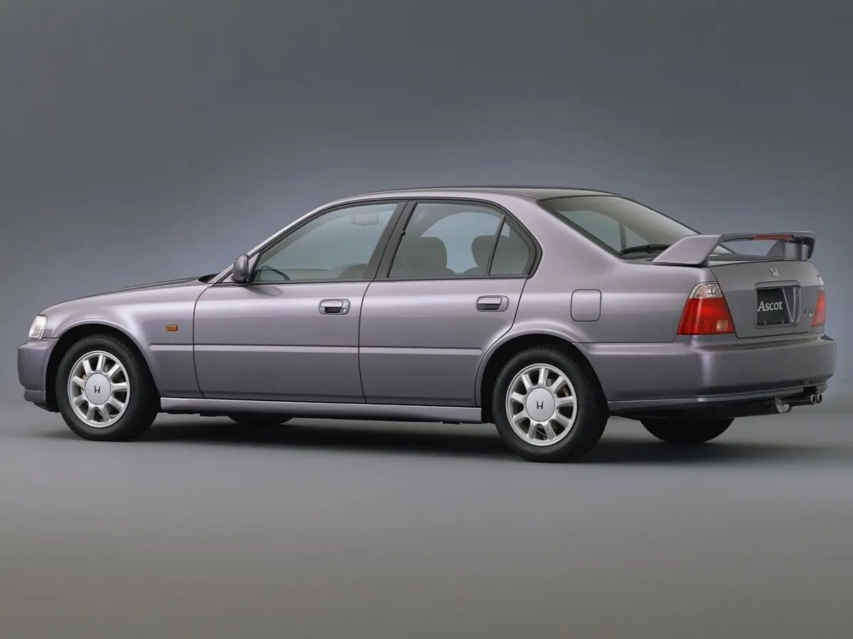 Honda Ascot II (CE) Седан — сүрөт 2
